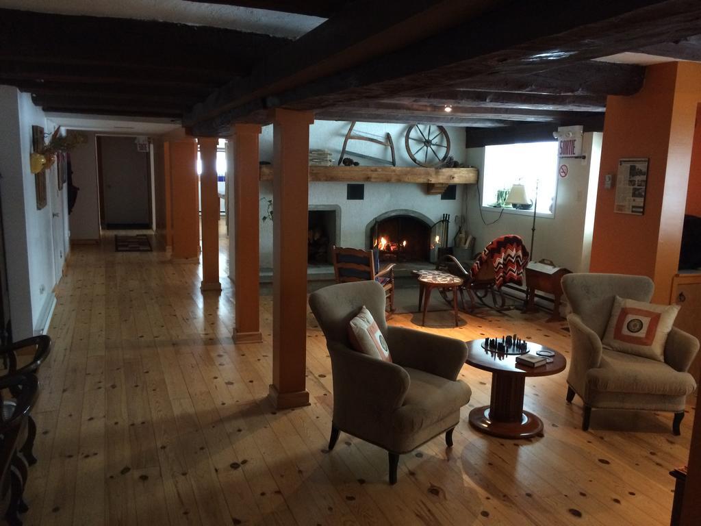 La Grange Country Inn ウェークフィールド エクステリア 写真