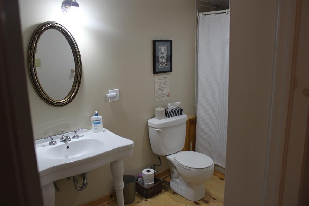 La Grange Country Inn ウェークフィールド エクステリア 写真