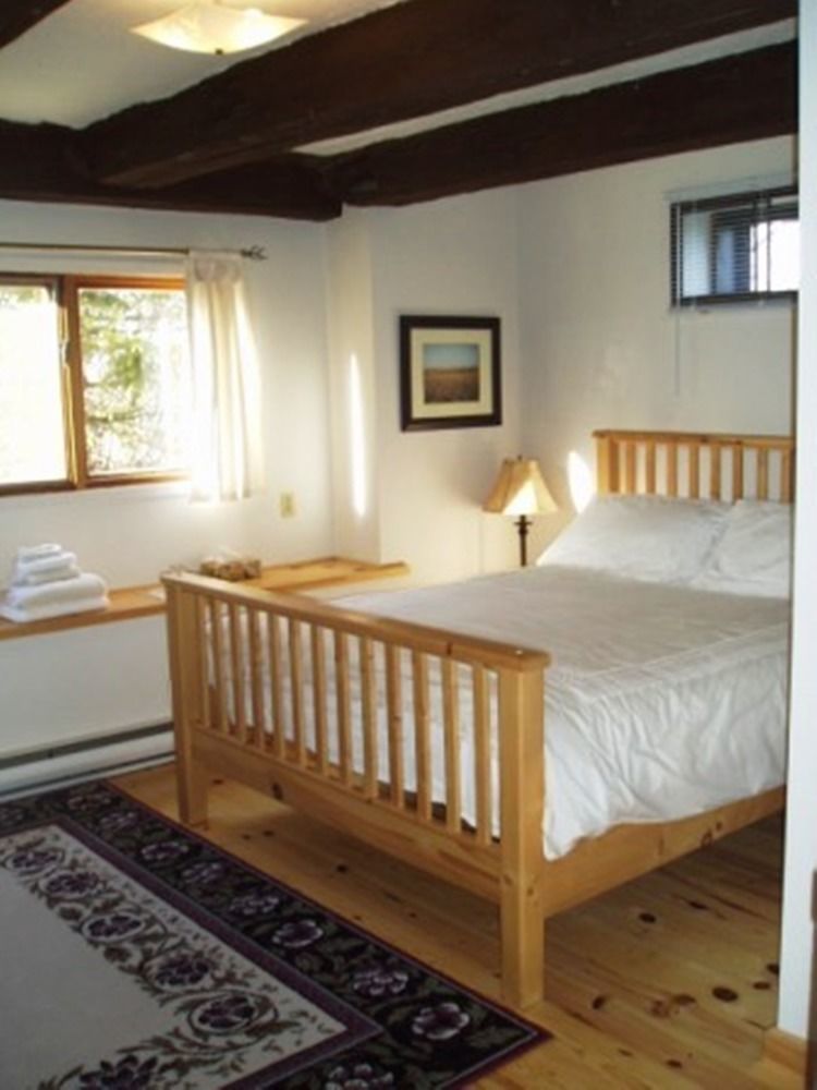 La Grange Country Inn ウェークフィールド エクステリア 写真